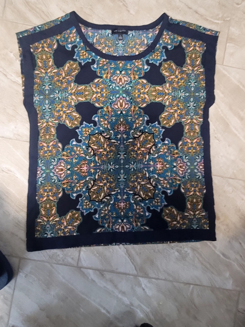 5 For $25 The Limited Navy Blue Medallion Print Tank Top